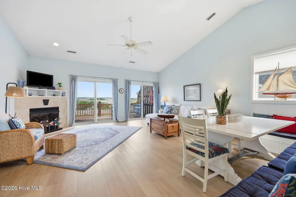 515 New River Drive #D Surf City, NC 28445