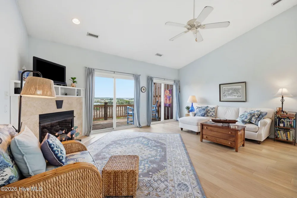 515 New River Drive #D Surf City, NC 28445