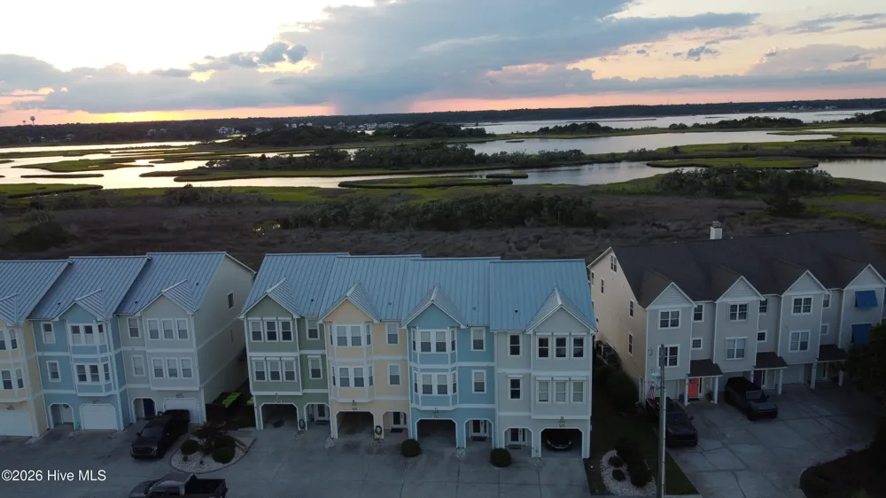 515 New River Drive #D Surf City, NC 28445