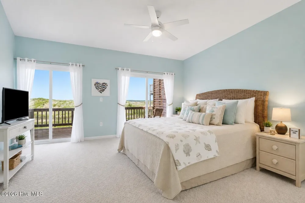 515 New River Drive #D Surf City, NC 28445