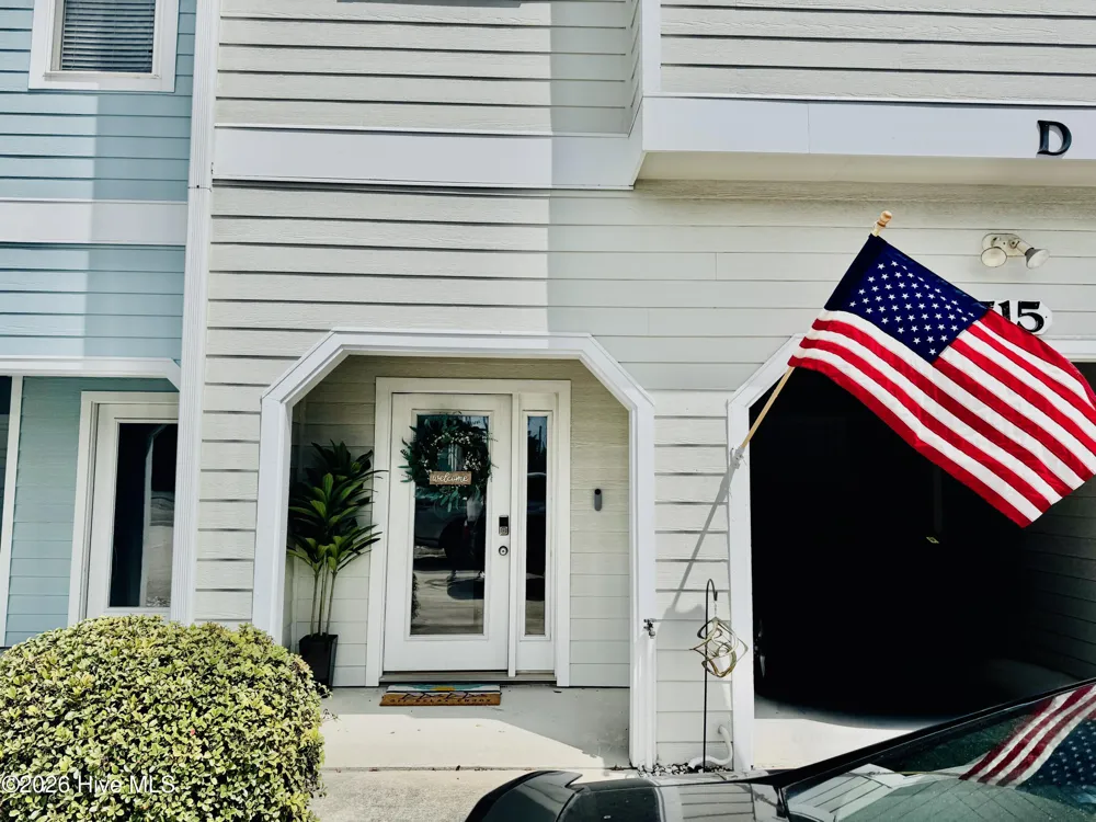 515 New River Drive #D Surf City, NC 28445