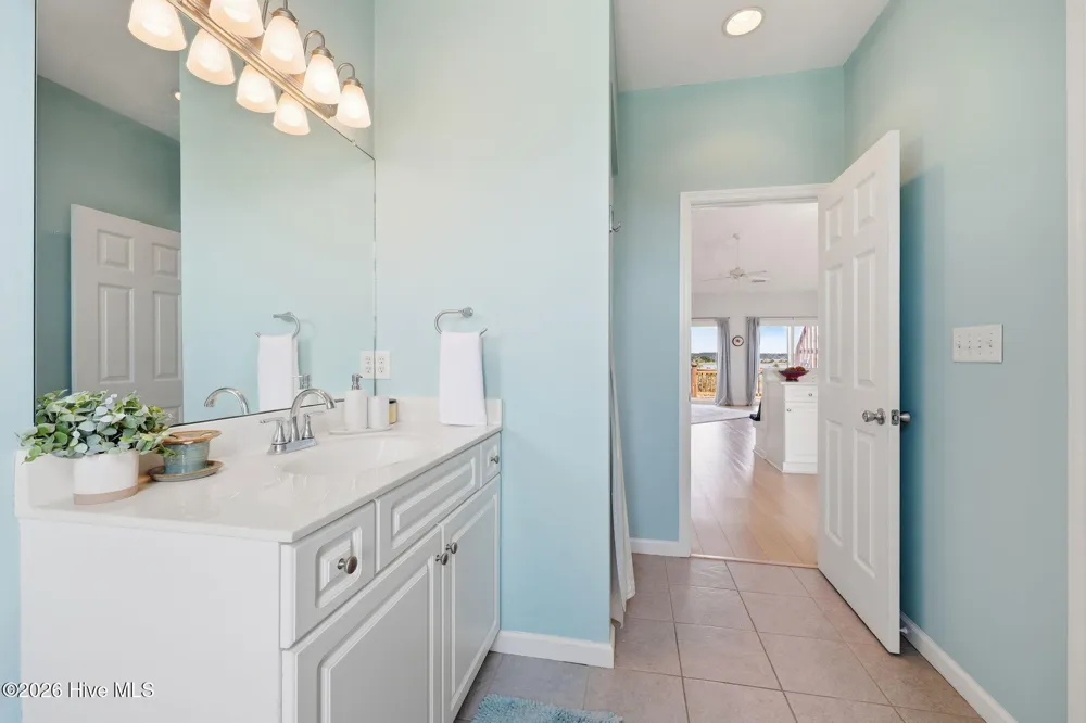 515 New River Drive #D Surf City, NC 28445