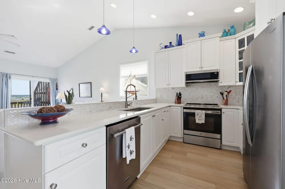 515 New River Drive #D Surf City, NC 28445