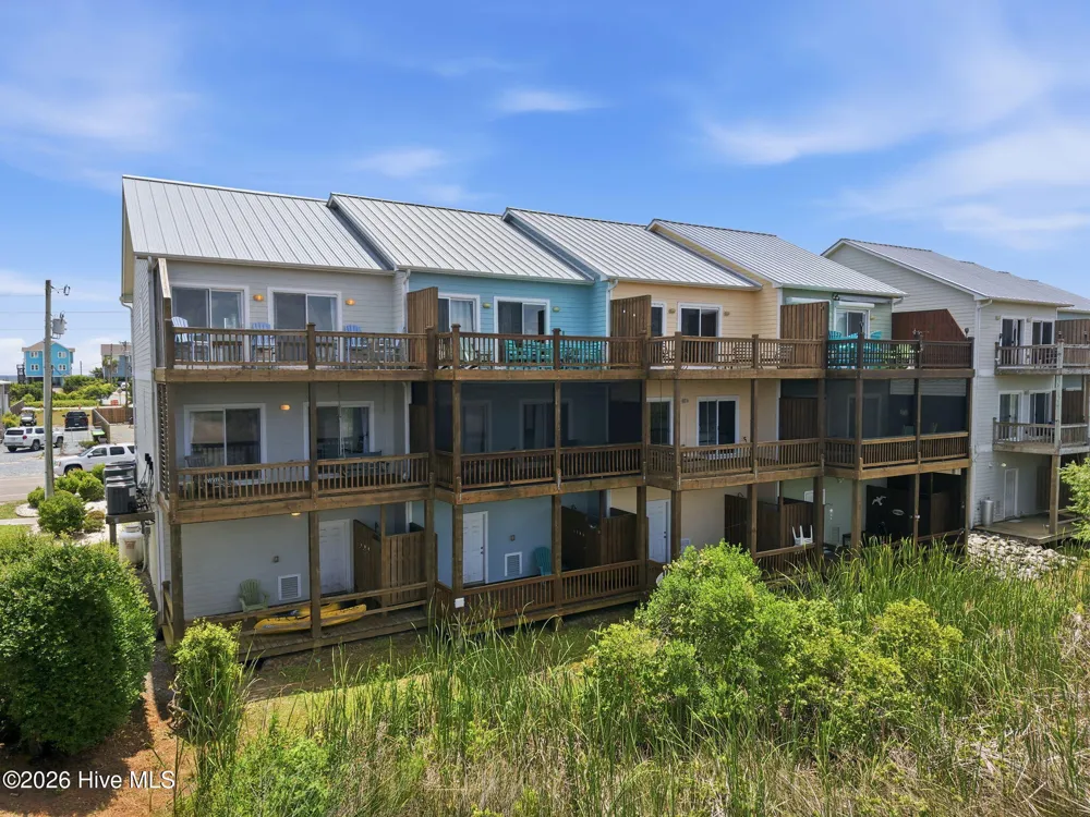 515 New River Drive #D Surf City, NC 28445