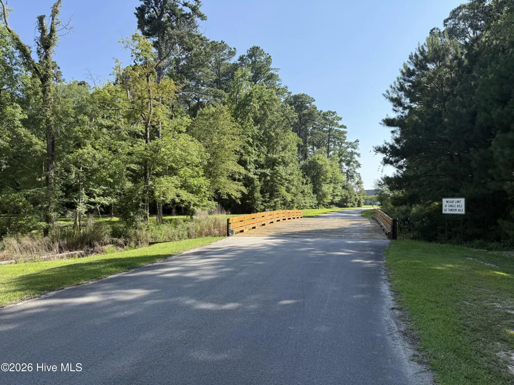 92 Winfield Lane Pinetown, NC 27865