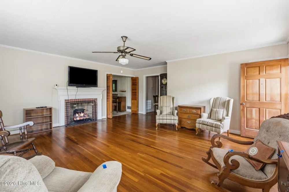 163 & 165 E Main Street E Ellerbe, NC 28338