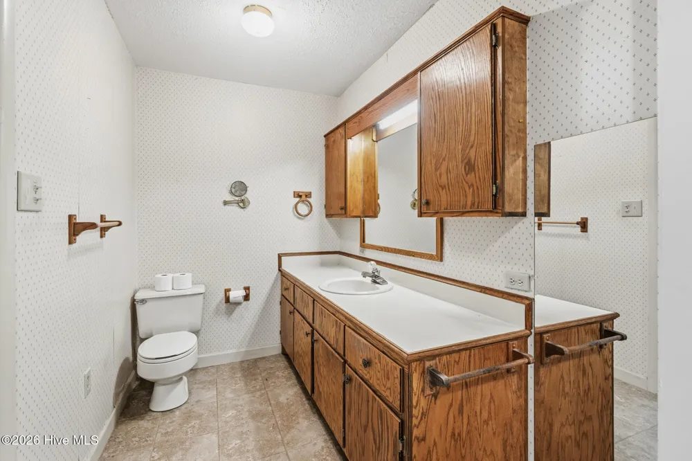 163 & 165 E Main Street E Ellerbe, NC 28338