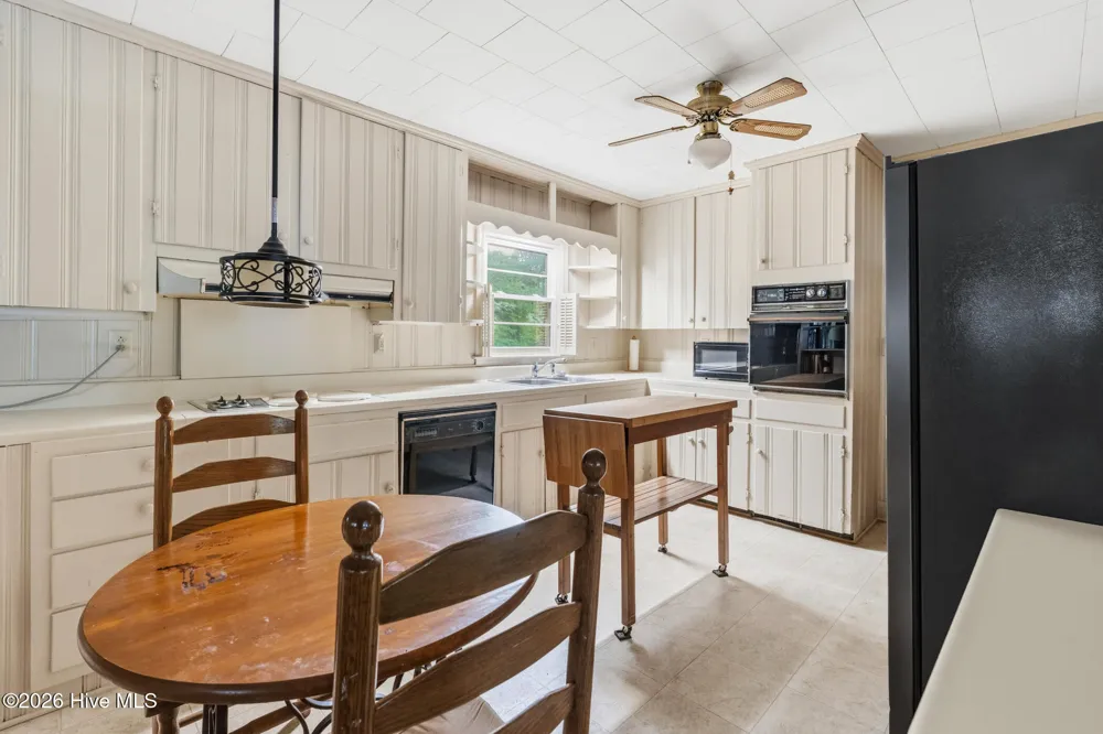 163 & 165 E Main Street E Ellerbe, NC 28338