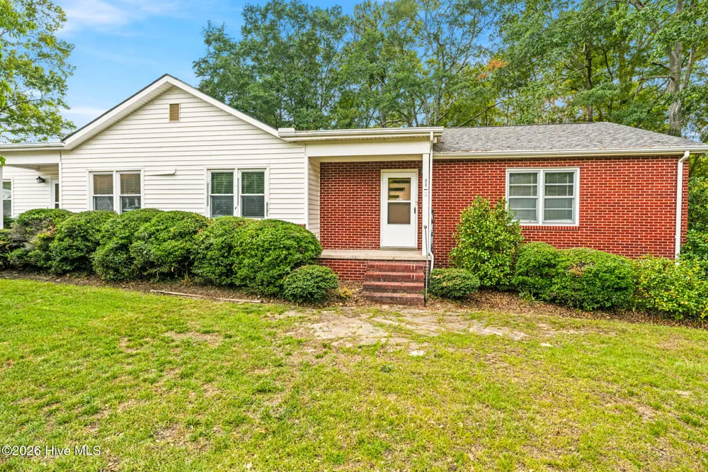 163 & 165 E Main Street E Ellerbe, NC 28338