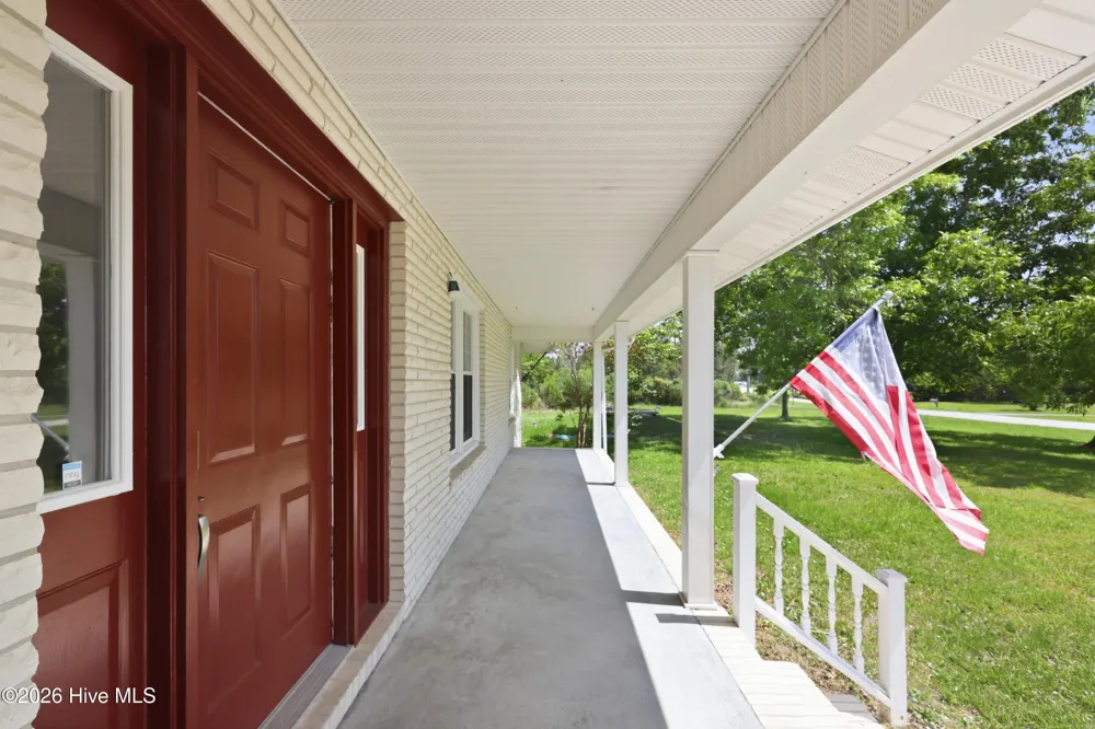 526 Crow Hill Road Beaufort, NC 28516