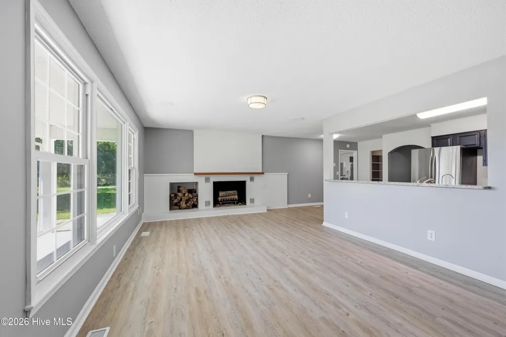 526 Crow Hill Road Beaufort, NC 28516