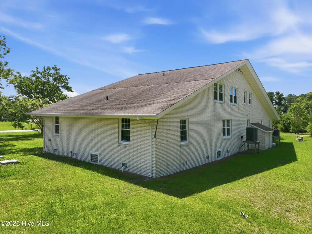526 Crow Hill Road Beaufort, NC 28516