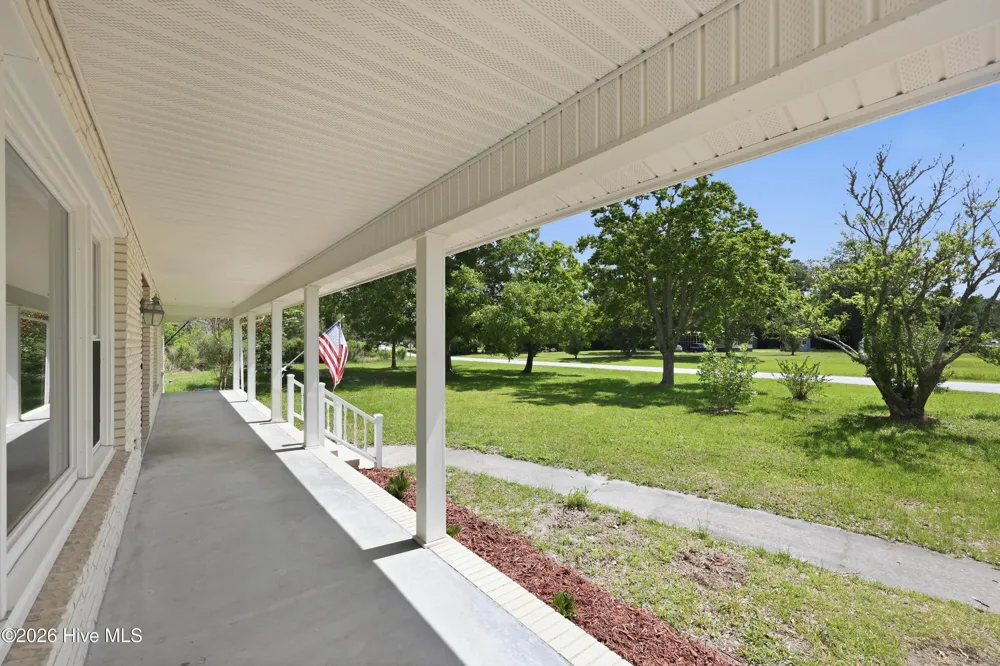 526 Crow Hill Road Beaufort, NC 28516