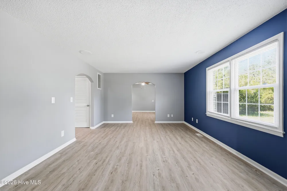 526 Crow Hill Road Beaufort, NC 28516