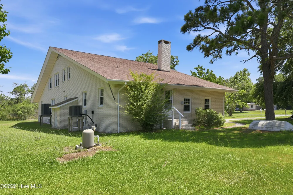 526 Crow Hill Road Beaufort, NC 28516