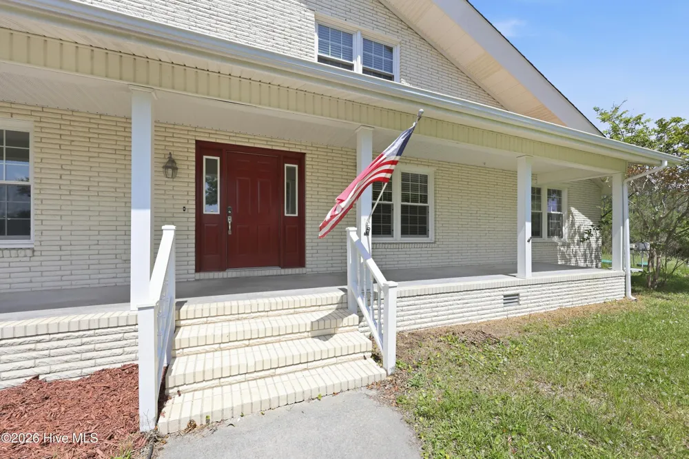 526 Crow Hill Road Beaufort, NC 28516