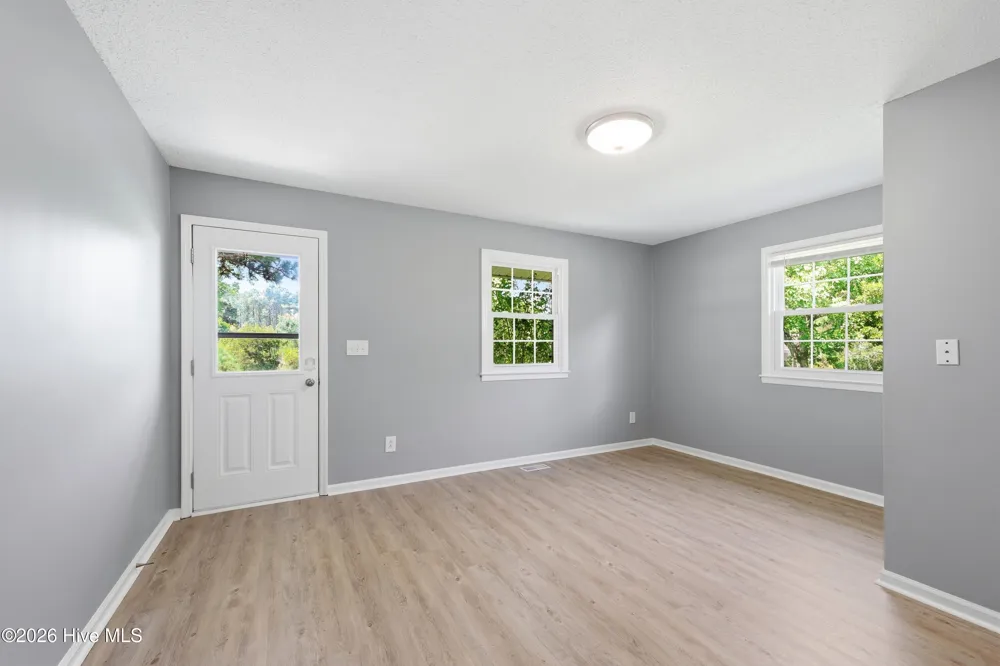 526 Crow Hill Road Beaufort, NC 28516