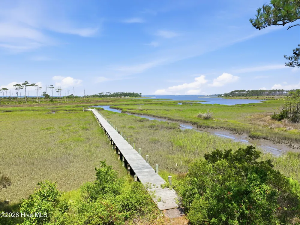 526 Crow Hill Road Beaufort, NC 28516