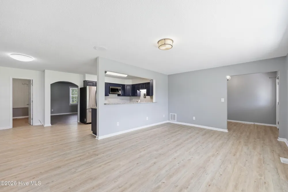 526 Crow Hill Road Beaufort, NC 28516