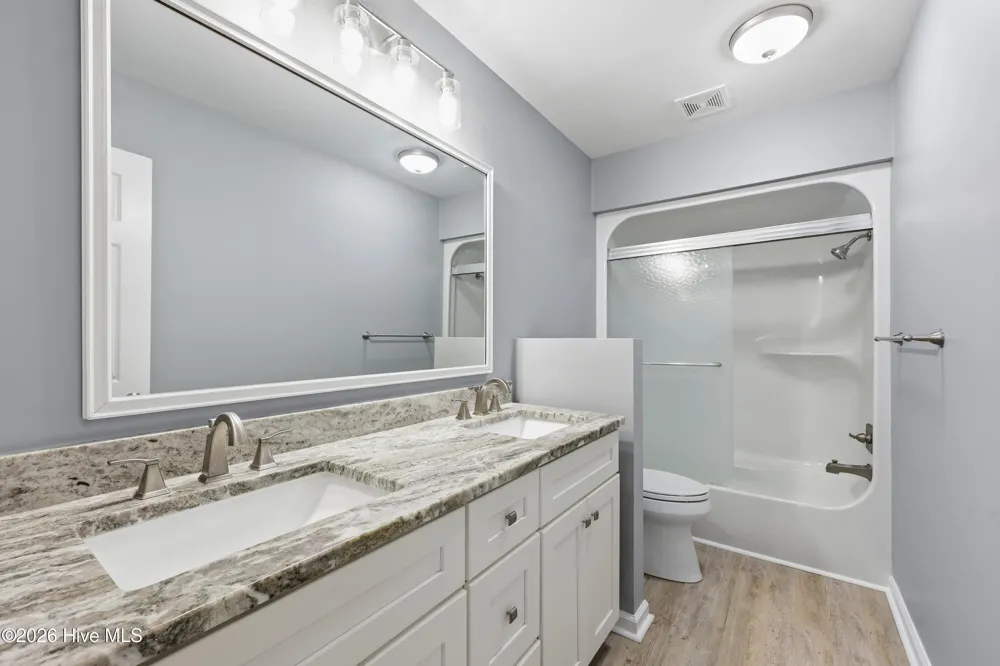 526 Crow Hill Road Beaufort, NC 28516