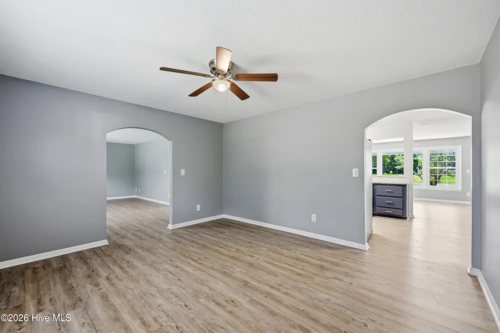 526 Crow Hill Road Beaufort, NC 28516