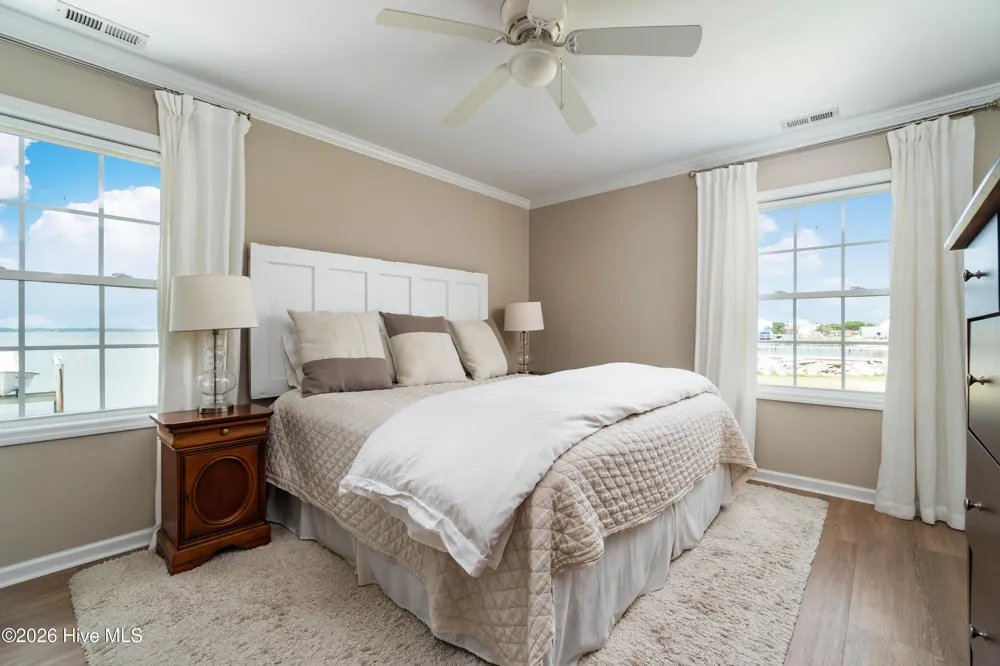124 Headen Lane Salter Path, NC 28512