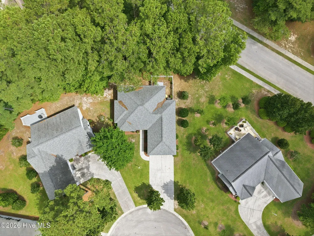 702 Hummingbird S Swansboro, NC 28584