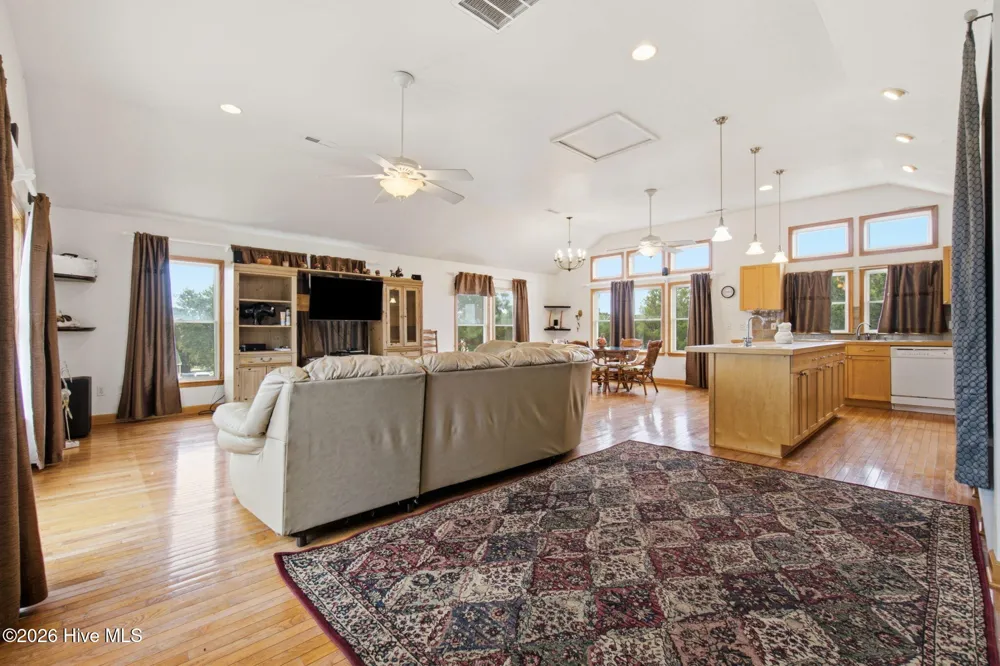 504 Suffolk Street Kill Devil Hills, NC 27948