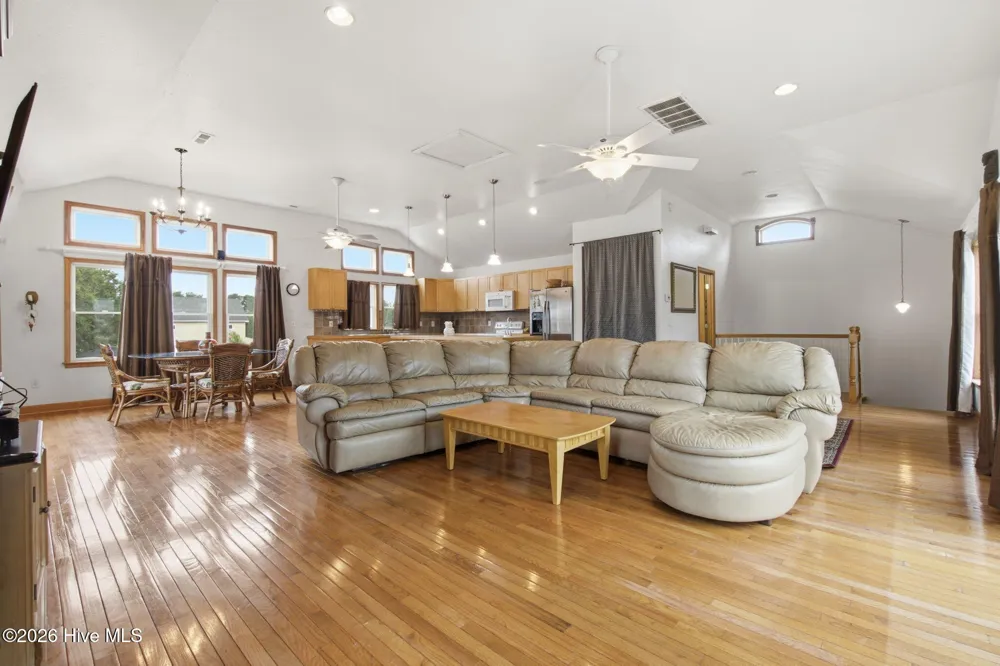 504 Suffolk Street Kill Devil Hills, NC 27948