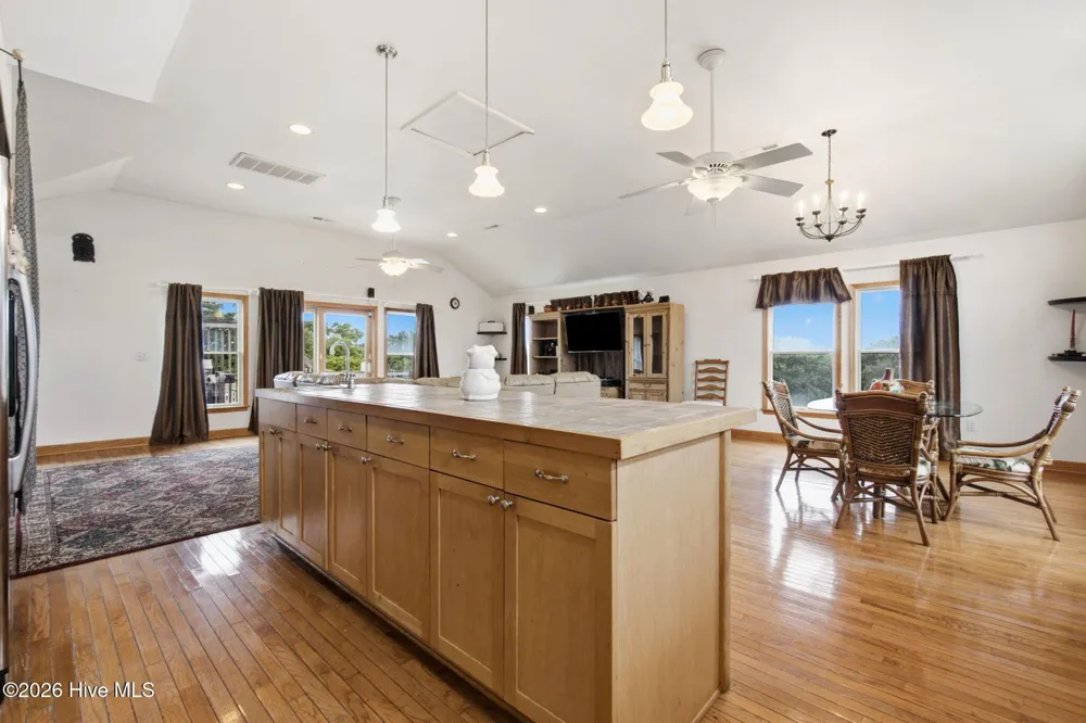 504 Suffolk Street Kill Devil Hills, NC 27948