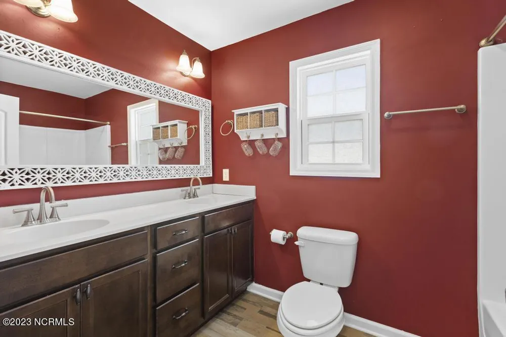 123 James Avenue Surf City, NC 28445