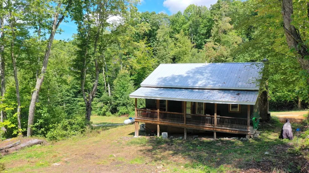 575 Vestal Cochran Road Topton, NC 28781