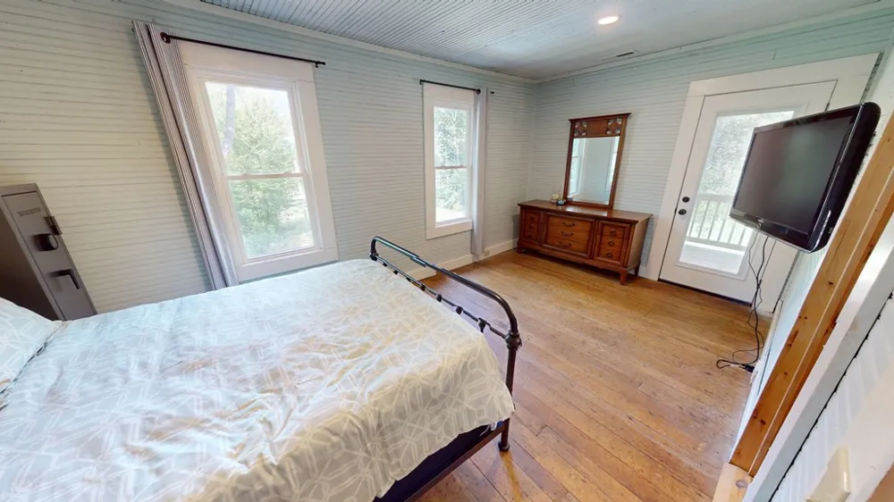 575 Vestal Cochran Road Topton, NC 28781