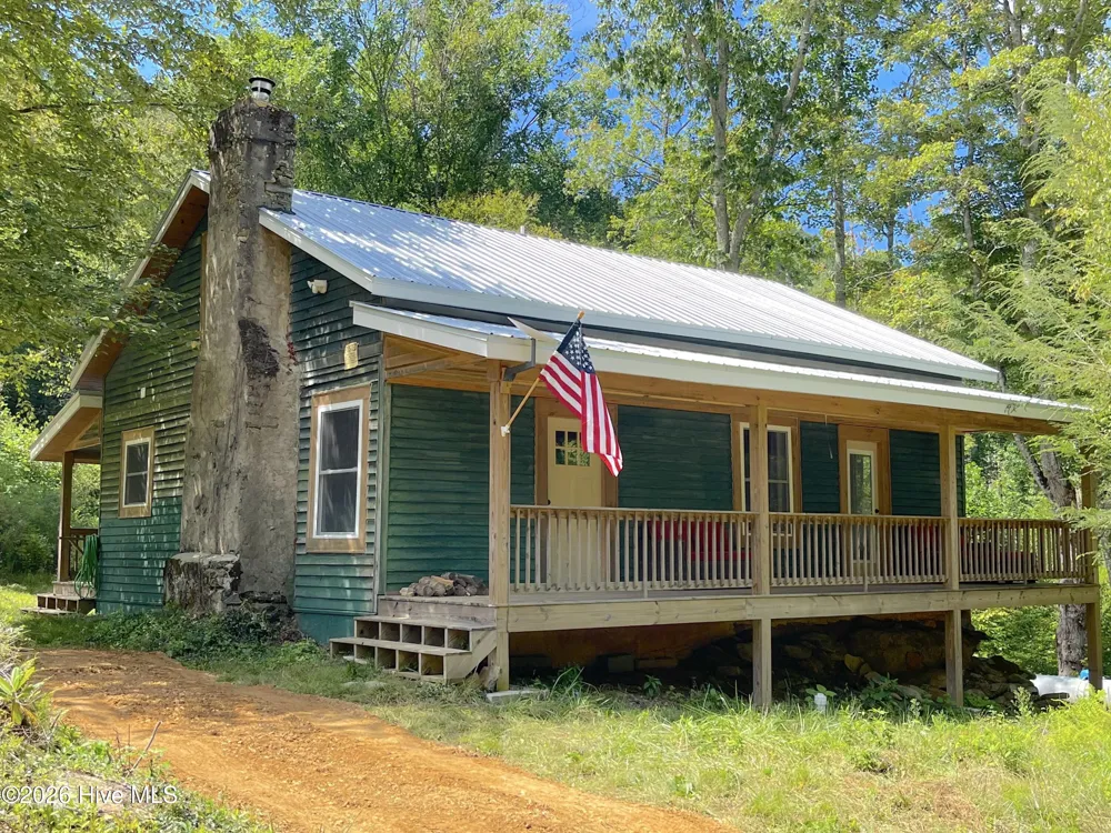 575 Vestal Cochran Road Topton, NC 28781