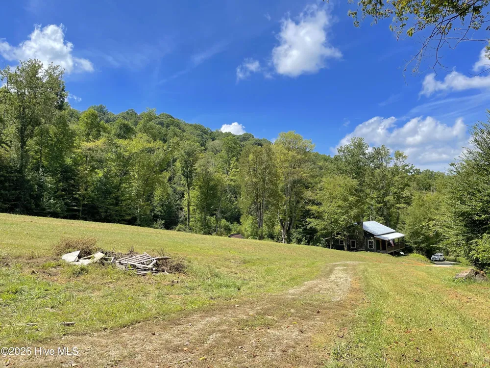 575 Vestal Cochran Road Topton, NC 28781