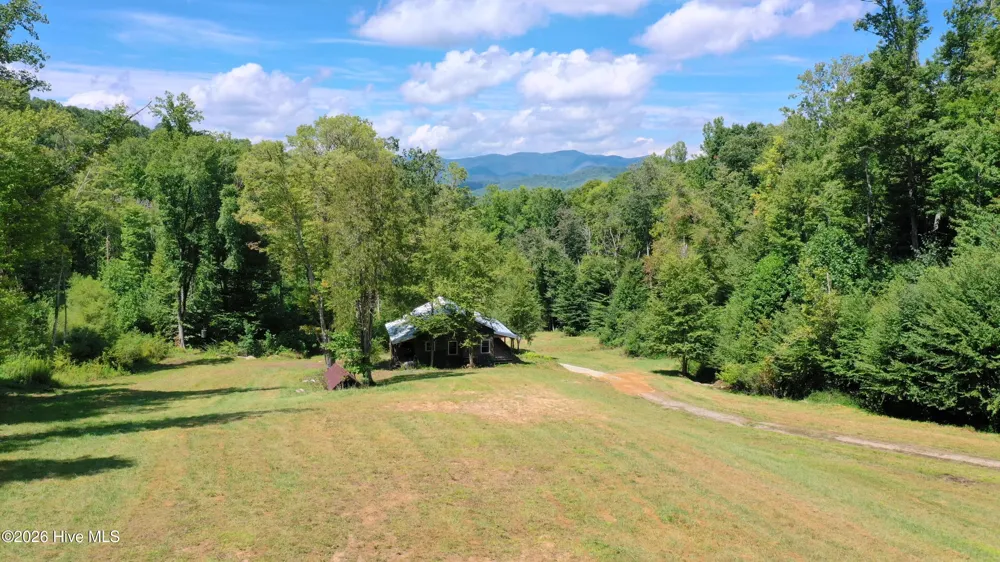 575 Vestal Cochran Road Topton, NC 28781
