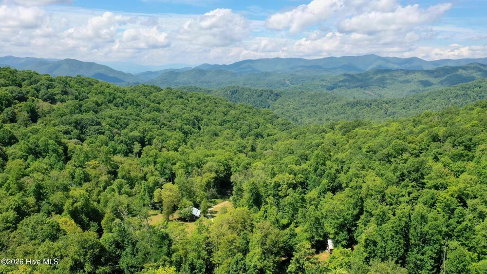 575 Vestal Cochran Road Topton, NC 28781