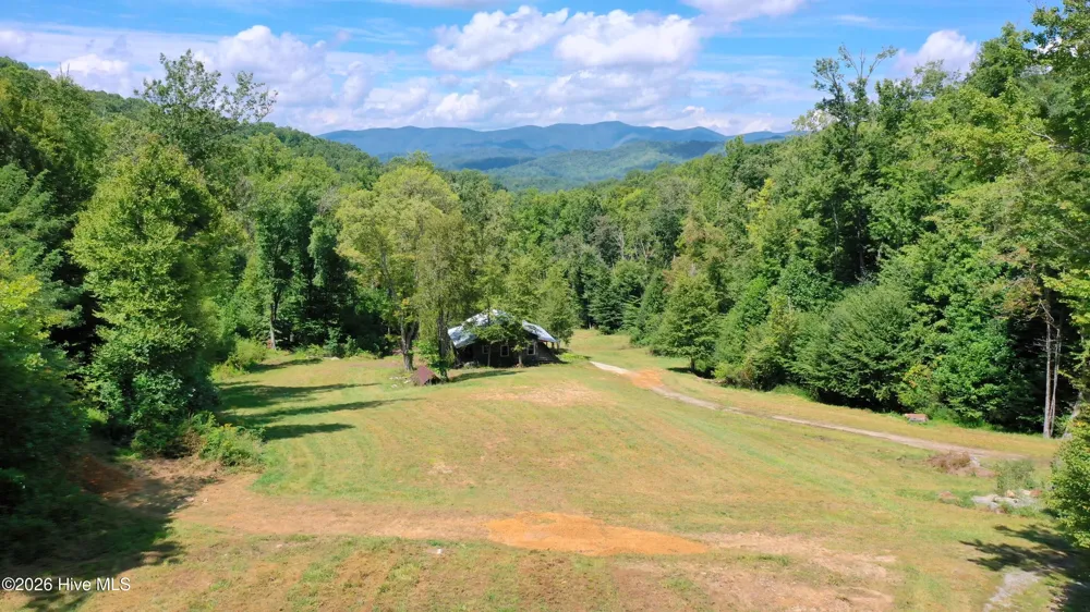 575 Vestal Cochran Road Topton, NC 28781