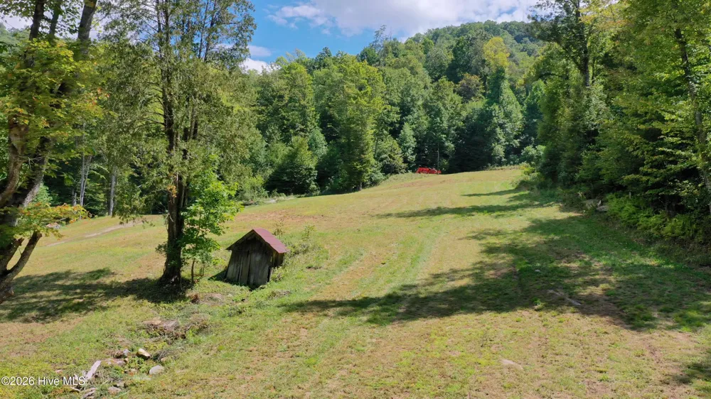 575 Vestal Cochran Road Topton, NC 28781