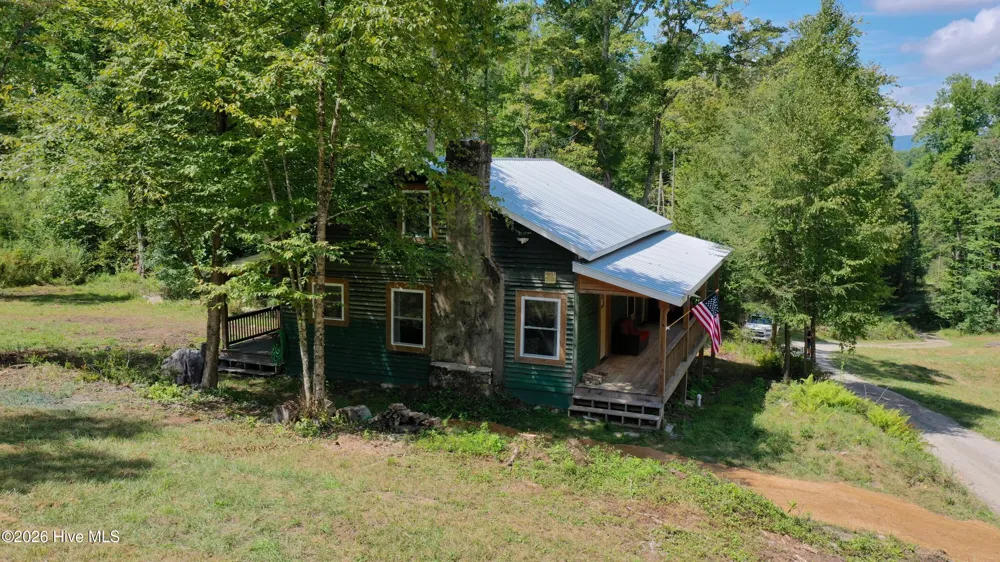 575 Vestal Cochran Road Topton, NC 28781