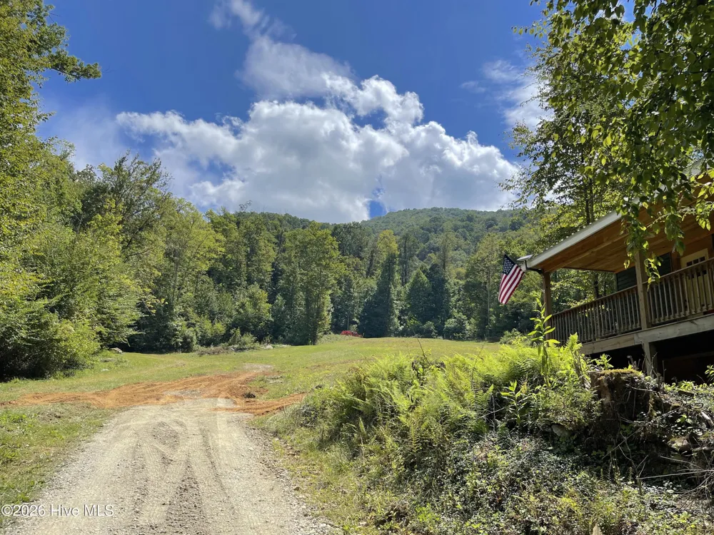575 Vestal Cochran Road Topton, NC 28781