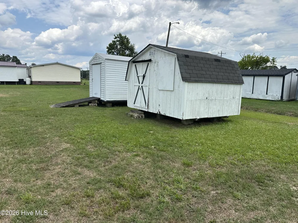 113 Carlyle Askew Drive Ahoskie, NC 27910