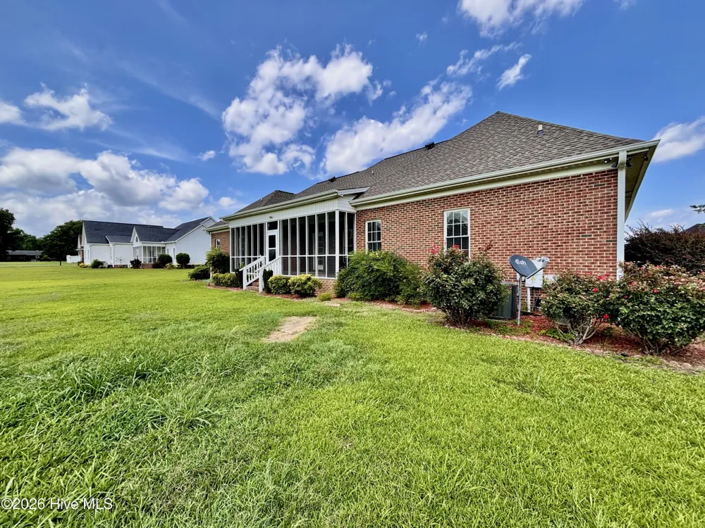 122 Challenge Club Drive Clinton, NC 28328