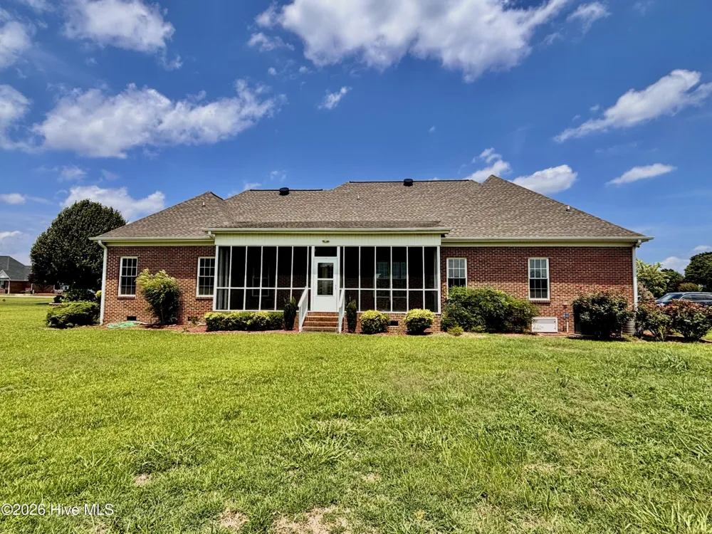 122 Challenge Club Drive Clinton, NC 28328