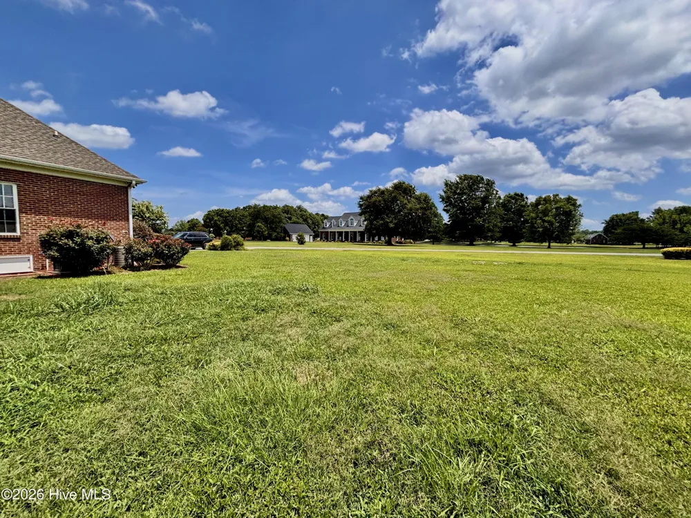 122 Challenge Club Drive Clinton, NC 28328