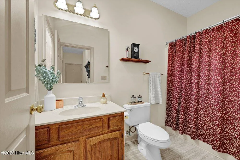 6608 Shire Lane Wilmington, NC 28411