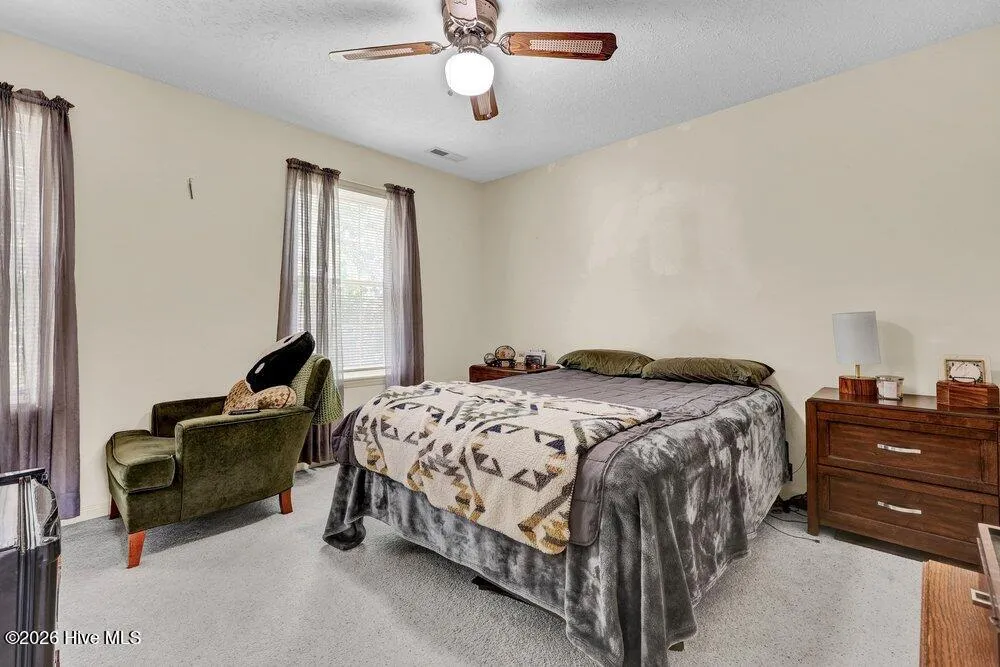 6608 Shire Lane Wilmington, NC 28411