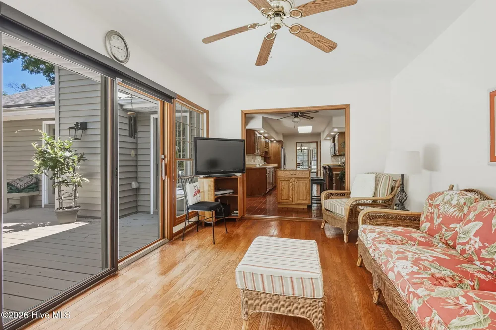 126 Loblolly Drive Pine Knoll Shores, NC 28512