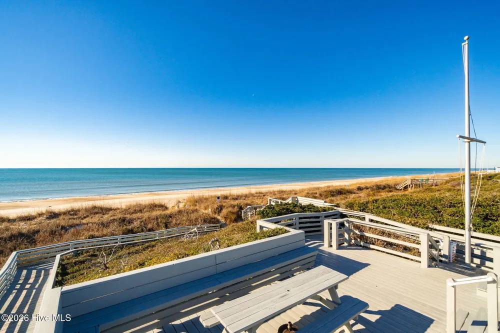 126 Loblolly Drive Pine Knoll Shores, NC 28512