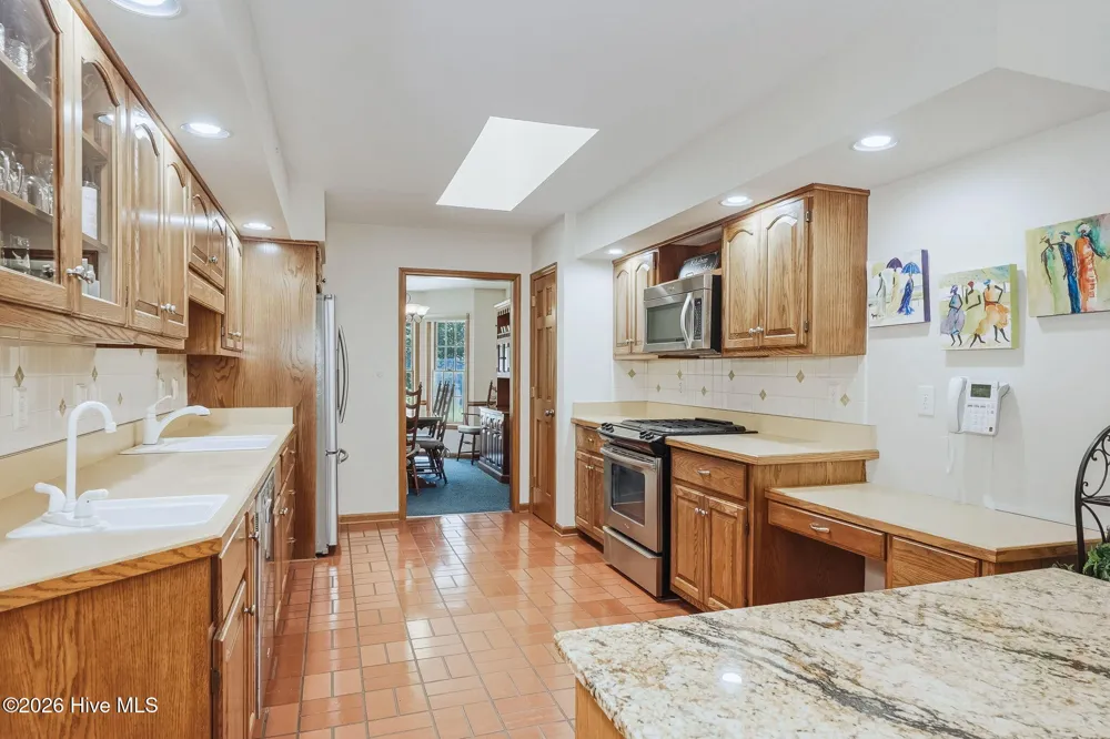 126 Loblolly Drive Pine Knoll Shores, NC 28512